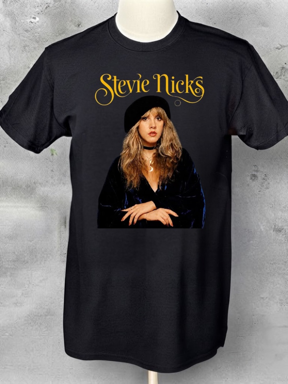 Stevie Nicks Beret Portrait Rock Music Icon Vintage Black T-Shirt